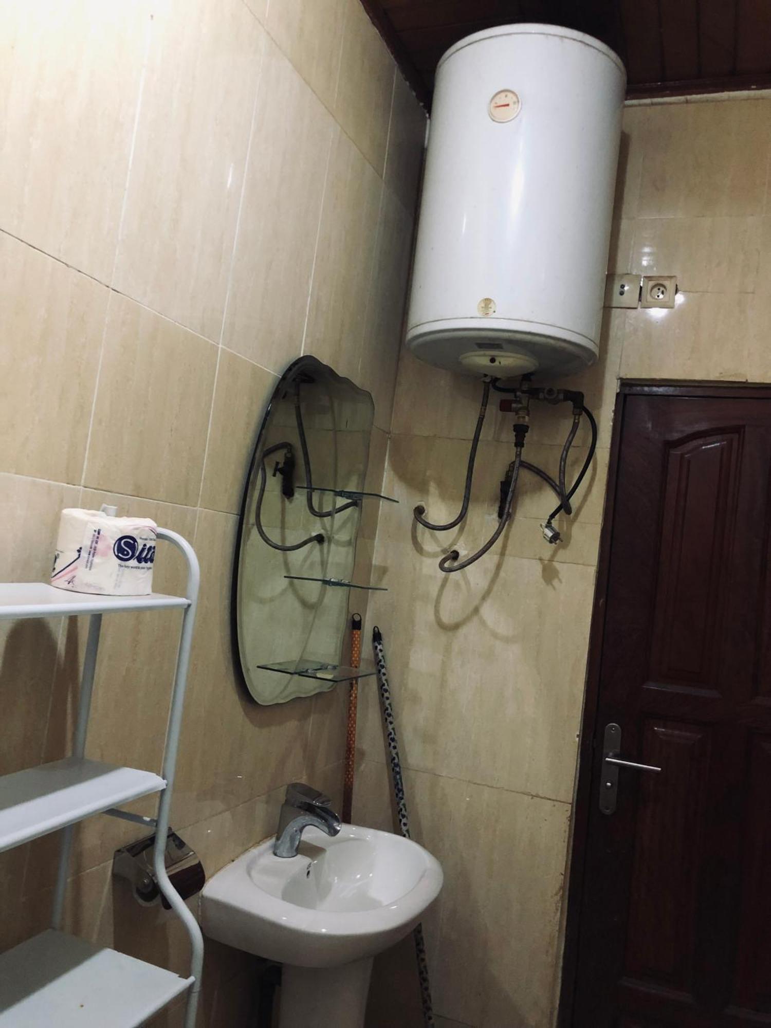 Appartement Moderne De 120M2 , Dote De Cameras De Surveying Et Situe A Maetur Nkomo, Un Quartier Residentiel Yaoundé Kültér fotó